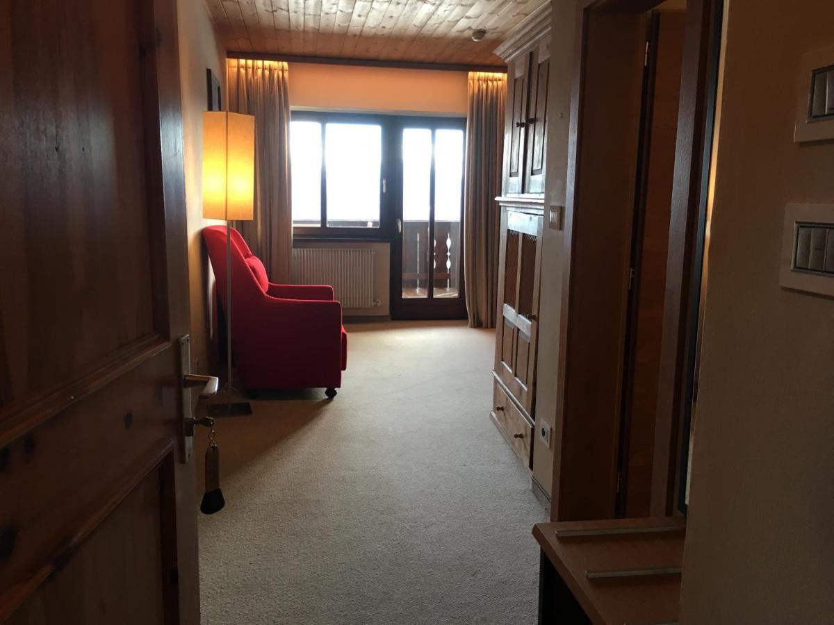 Hotel Ansitz Kematen ***S コッラルボ エクステリア 写真